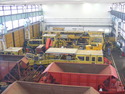 Vasúti vágányszabályozó gépek és kőszállító kocsik javítása a IV. számú műhelyünkben